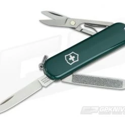 Victorinox Classic SD Hunter Green Swiss Army Knife 0.6223.4-033-X1